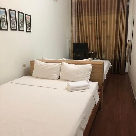Cheering House Hostel Hanoi Buitenkant foto