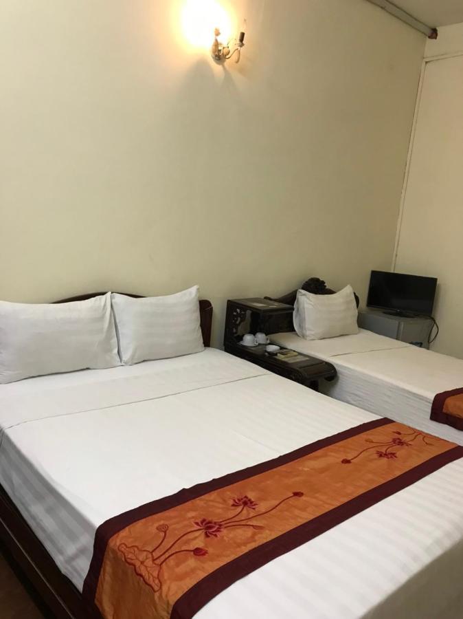 Cheering House Hostel Hanoi Buitenkant foto